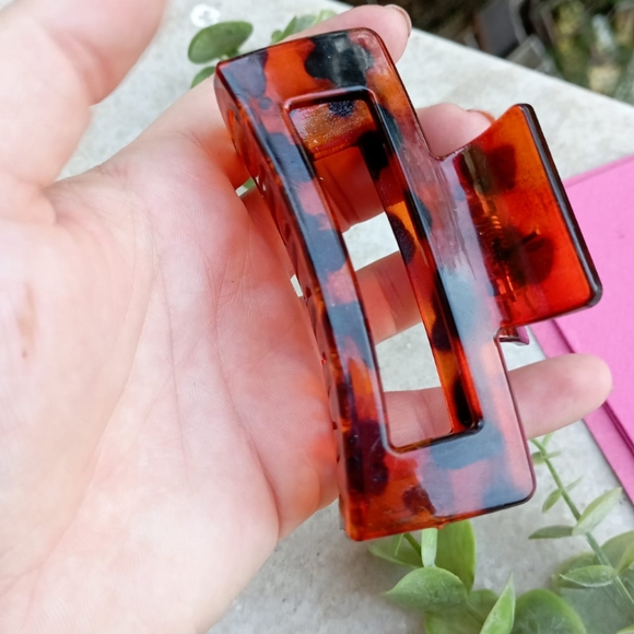 👩‍❤️‍👩 Brown Boho H&M Hair Clasp - Picture 5 of 6